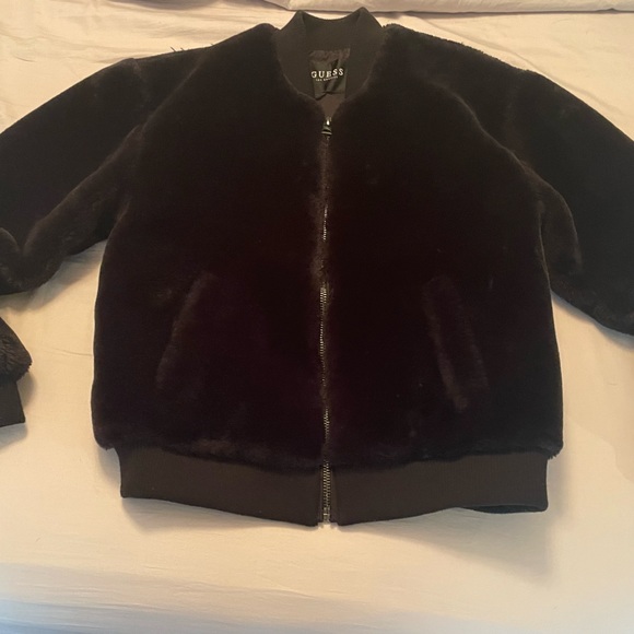 Guess USA - Picture 2 of 2